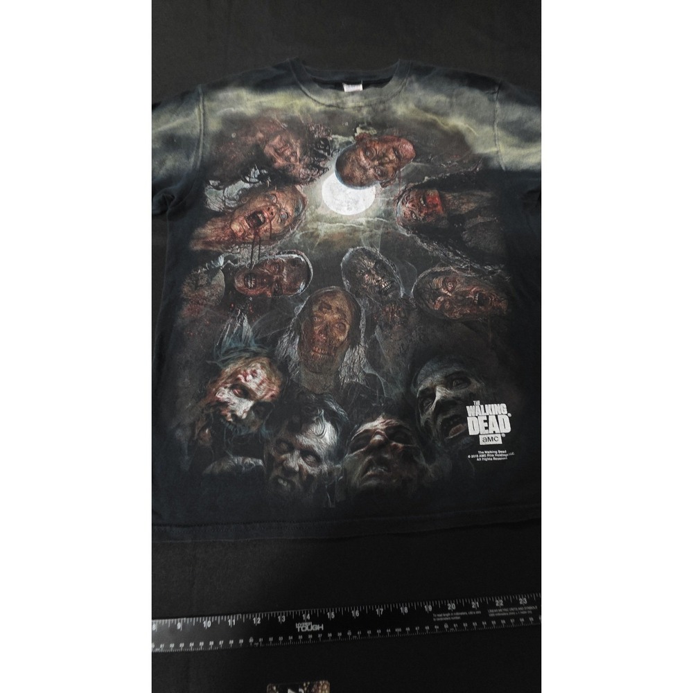 216-The Walking Dead AOP Medium